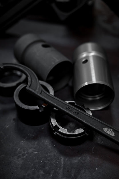 ⁡Hook Castle Nut Wrench